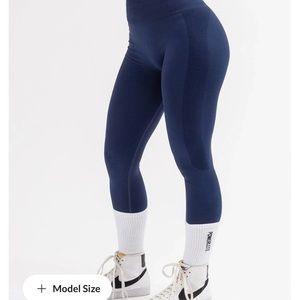 Powerlete Evolve Seamless Leggings.  Extra Small.  Deep Sea Blue.